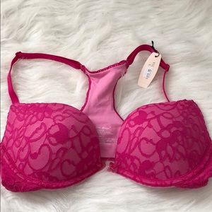 Victoria’s Secret pushup bra !